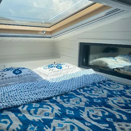 Lovin Goecek Tiny House Butterfly Chalet *